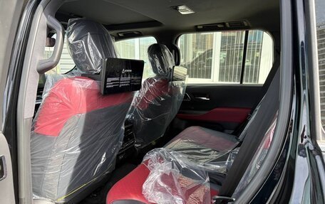 Toyota Land Cruiser, 2024 год, 14 700 000 рублей, 7 фотография