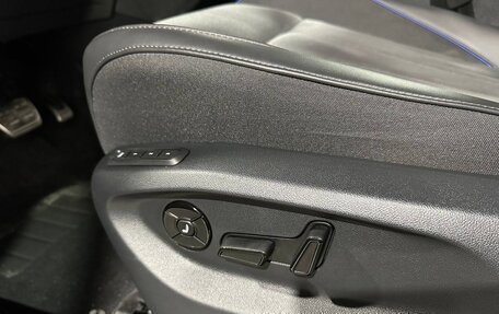 Volkswagen Tiguan, 2024 год, 4 450 000 рублей, 16 фотография