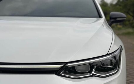 Volkswagen Golf VIII, 2022 год, 1 900 000 рублей, 4 фотография