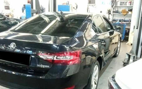 Skoda Superb III рестайлинг, 2016 год, 1 680 000 рублей, 3 фотография