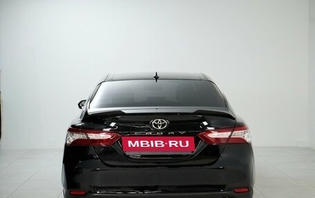 Toyota Camry, 2020 год, 3 295 000 рублей, 6 фотография