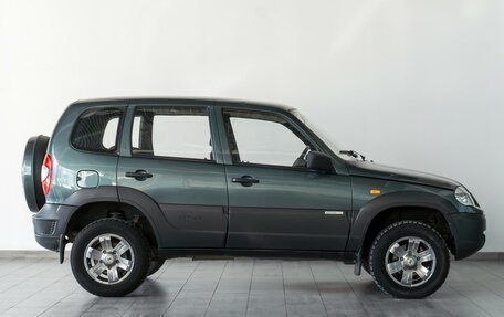 Chevrolet Niva I рестайлинг, 2014 год, 719 000 рублей, 5 фотография
