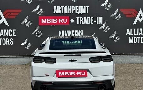 Chevrolet Camaro VI, 2019 год, 3 100 000 рублей, 5 фотография