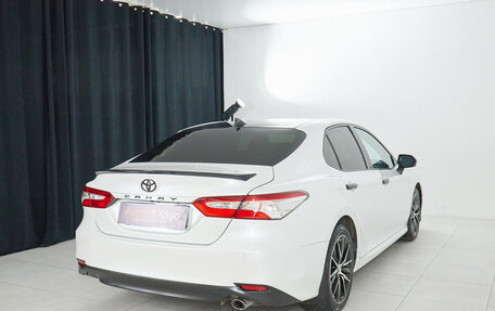 Toyota Camry, 2018 год, 2 695 000 рублей, 7 фотография