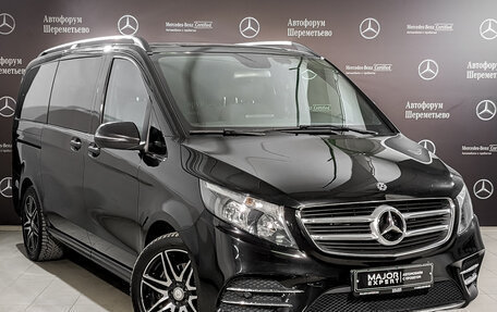 Mercedes-Benz V-Класс, 2017 год, 4 890 000 рублей, 3 фотография