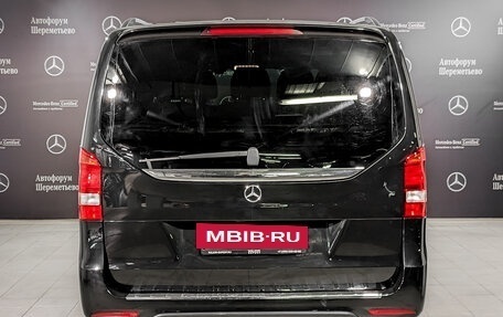 Mercedes-Benz V-Класс, 2017 год, 4 890 000 рублей, 6 фотография