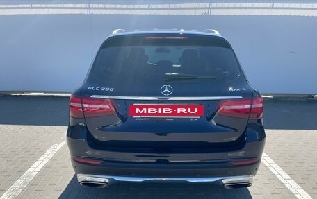 Mercedes-Benz GLC, 2017 год, 4 280 000 рублей, 7 фотография