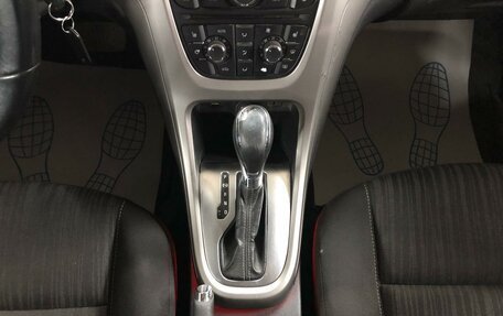 Opel Astra J, 2011 год, 599 000 рублей, 16 фотография