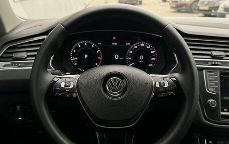 Volkswagen Tiguan II, 2017 год, 2 399 000 рублей, 8 фотография
