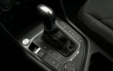 Volkswagen Tiguan II, 2017 год, 2 399 000 рублей, 12 фотография