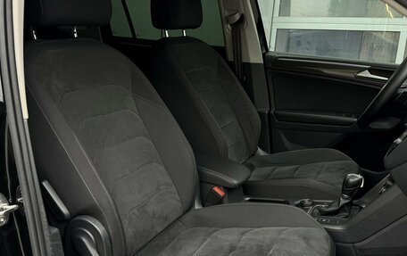 Volkswagen Tiguan II, 2017 год, 2 399 000 рублей, 17 фотография