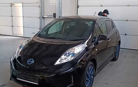 Nissan Leaf I, 2014 год, 890 000 рублей, 14 фотография