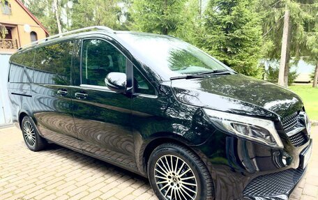 Mercedes-Benz V-Класс, 2019 год, 6 000 000 рублей, 13 фотография