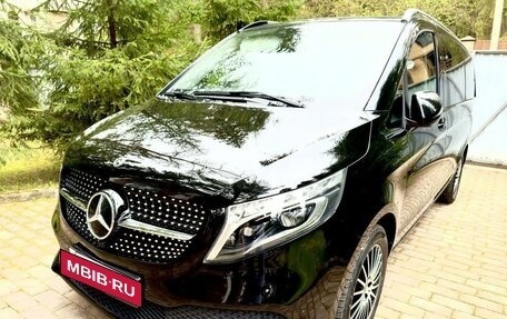 Mercedes-Benz V-Класс, 2019 год, 6 000 000 рублей, 14 фотография