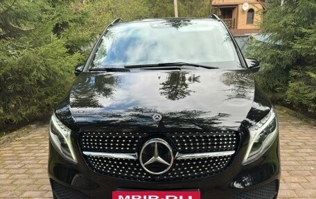 Mercedes-Benz V-Класс, 2019 год, 6 000 000 рублей, 3 фотография