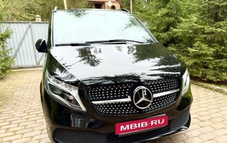 Mercedes-Benz V-Класс, 2019 год, 6 000 000 рублей, 18 фотография