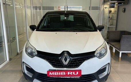 Renault Kaptur I рестайлинг, 2017 год, 1 077 000 рублей, 2 фотография