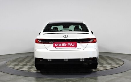 Toyota Camry, 2024 год, 4 390 000 рублей, 7 фотография