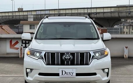 Toyota Land Cruiser Prado 150 рестайлинг 2, 2021 год, 3 815 855 рублей, 2 фотография