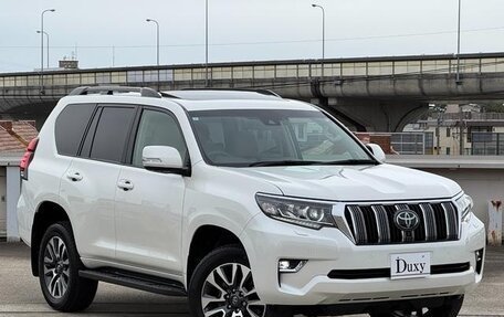 Toyota Land Cruiser Prado 150 рестайлинг 2, 2021 год, 3 815 855 рублей, 3 фотография