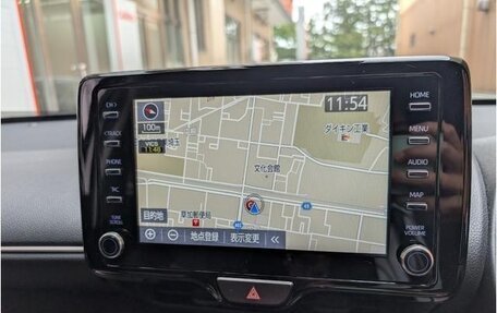 Toyota Yaris Cross, 2022 год, 1 400 000 рублей, 15 фотография
