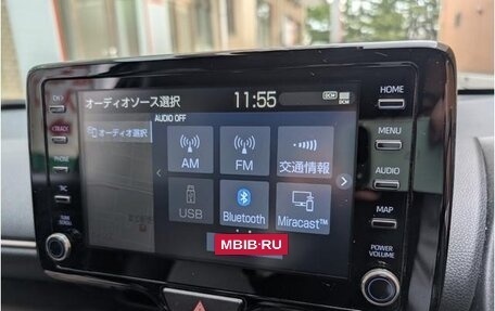 Toyota Yaris Cross, 2022 год, 1 400 000 рублей, 16 фотография