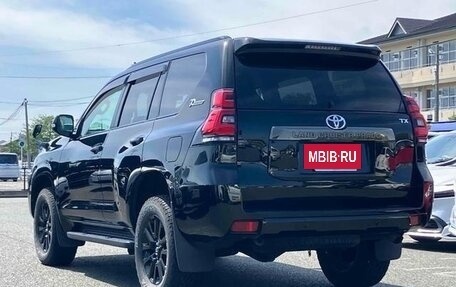 Toyota Land Cruiser Prado 150 рестайлинг 2, 2021 год, 4 030 855 рублей, 3 фотография
