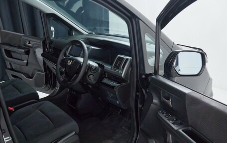 Honda Stepwgn IV, 2011 год, 1 635 000 рублей, 8 фотография