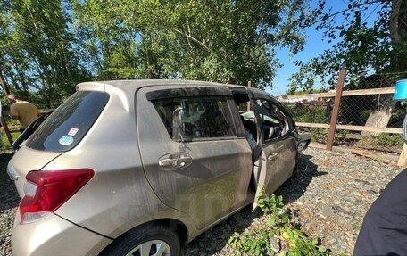Toyota Vitz, 2014 год, 250 000 рублей, 2 фотография