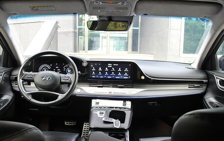 Hyundai Grandeur, 2020 год, 2 500 000 рублей, 19 фотография