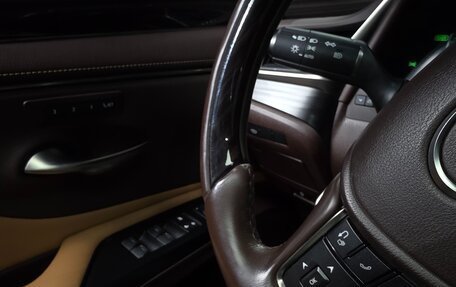 Lexus ES VII, 2021 год, 3 570 000 рублей, 16 фотография