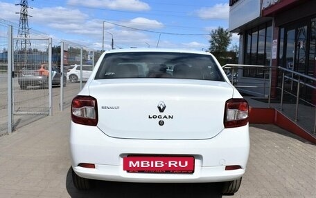 Renault Logan II, 2018 год, 769 000 рублей, 4 фотография