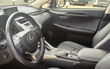 Lexus NX I, 2015 год, 2 910 000 рублей, 10 фотография
