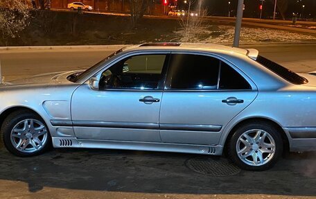 Mercedes-Benz E-Класс, 1998 год, 675 000 рублей, 8 фотография