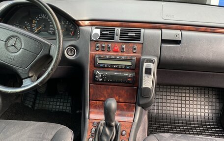 Mercedes-Benz E-Класс, 1998 год, 675 000 рублей, 11 фотография