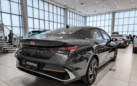 Hyundai Elantra, 2024 год, 2 599 000 рублей, 9 фотография