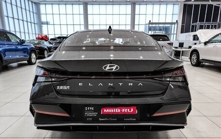 Hyundai Elantra, 2024 год, 2 599 000 рублей, 10 фотография