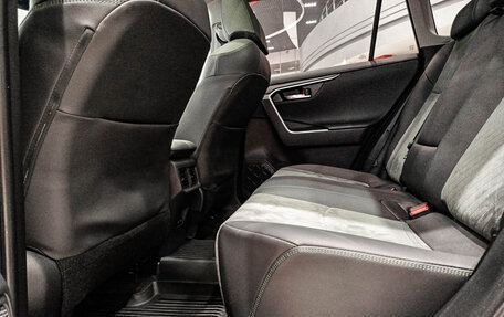Toyota RAV4, 2023 год, 3 694 900 рублей, 15 фотография
