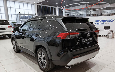 Toyota RAV4, 2023 год, 3 694 900 рублей, 8 фотография