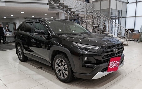 Toyota RAV4, 2023 год, 3 694 900 рублей, 3 фотография