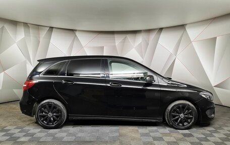 Mercedes-Benz B-Класс, 2017 год, 1 699 000 рублей, 6 фотография