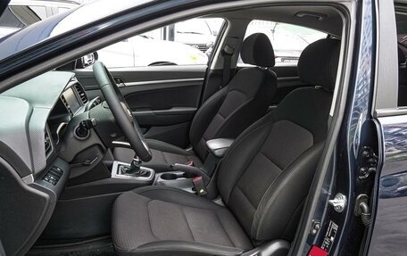 Hyundai Elantra VI рестайлинг, 2019 год, 1 340 000 рублей, 10 фотография