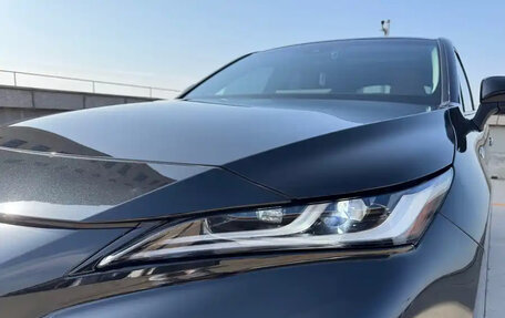 Toyota Venza, 2022 год, 1 900 666 рублей, 3 фотография