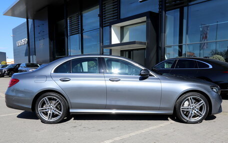 Mercedes-Benz E-Класс, 2017 год, 3 550 000 рублей, 3 фотография