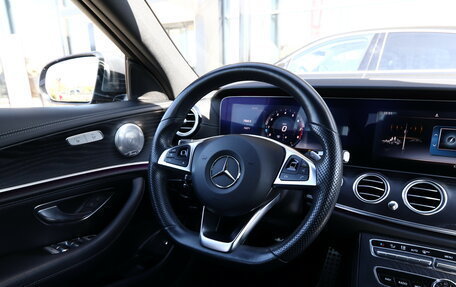 Mercedes-Benz E-Класс, 2017 год, 3 550 000 рублей, 12 фотография