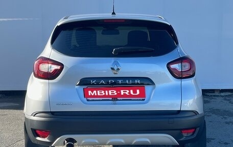 Renault Kaptur I рестайлинг, 2018 год, 1 230 000 рублей, 5 фотография