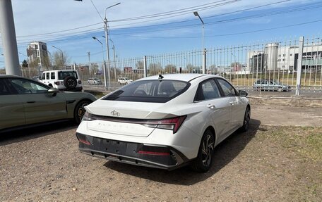Hyundai Elantra, 2024 год, 2 900 000 рублей, 3 фотография
