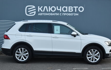 Volkswagen Tiguan II, 2018 год, 2 750 000 рублей, 5 фотография