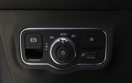Mercedes-Benz GLB, 2021 год, 3 270 000 рублей, 10 фотография