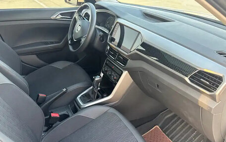 Volkswagen T-Cross I, 2022 год, 1 800 666 рублей, 5 фотография